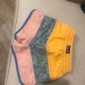 Patagonia toddler boy swim trunks. EUC. Size 2T